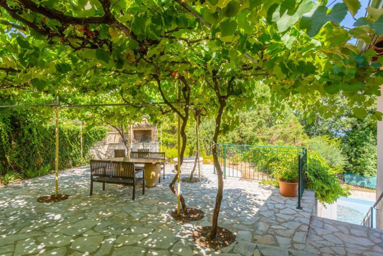 Villa Eleni Agnitsini Экстерьер фото