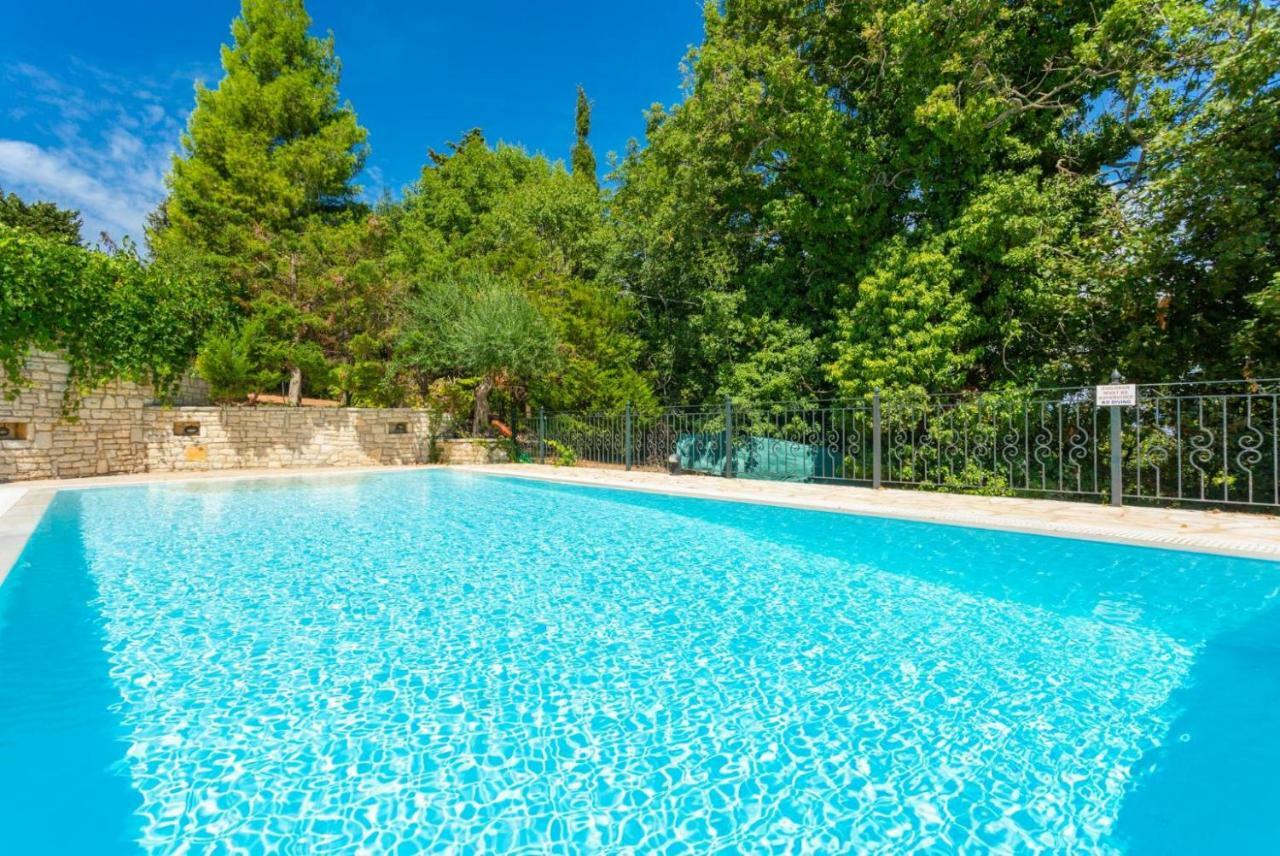 Villa Eleni Agnitsini Экстерьер фото